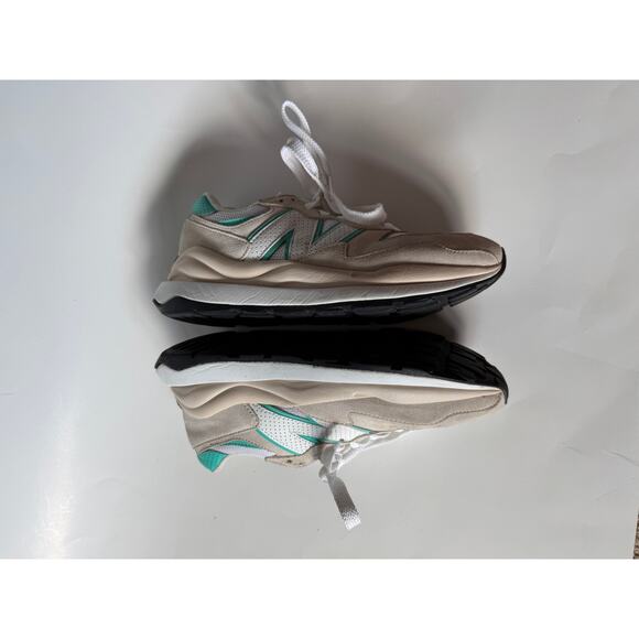 New Balance Womens 57/40 Sneakers Sea Salt Summer Jade Retro Running W5740WA1 - Picture 6 of 11